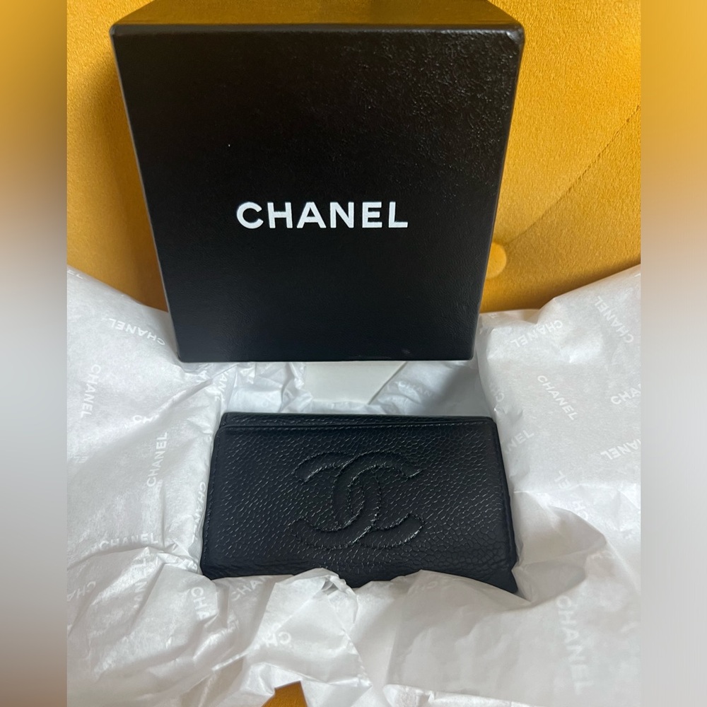 Chanel caviar key ring holder with box, shopping bag and original tissue paper